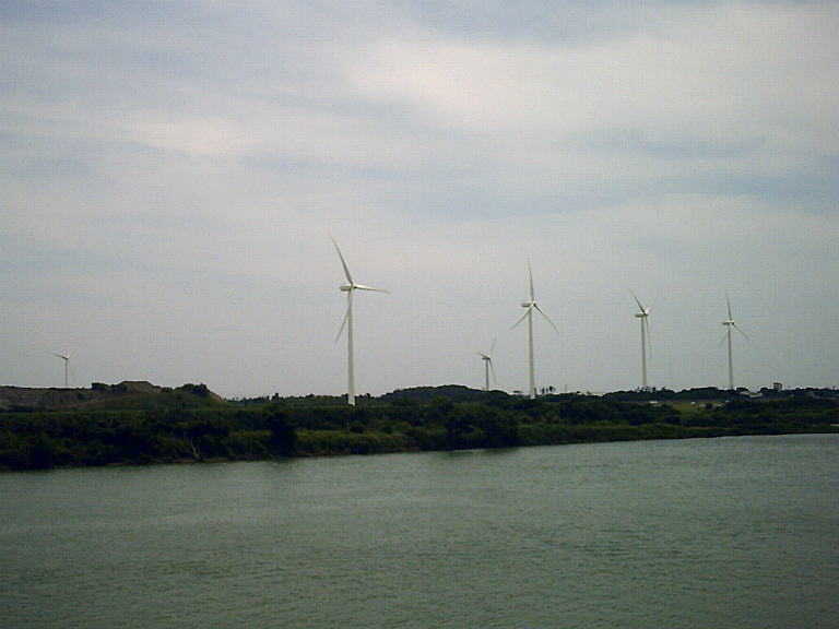 ���͔��d�{��(43,4KB)